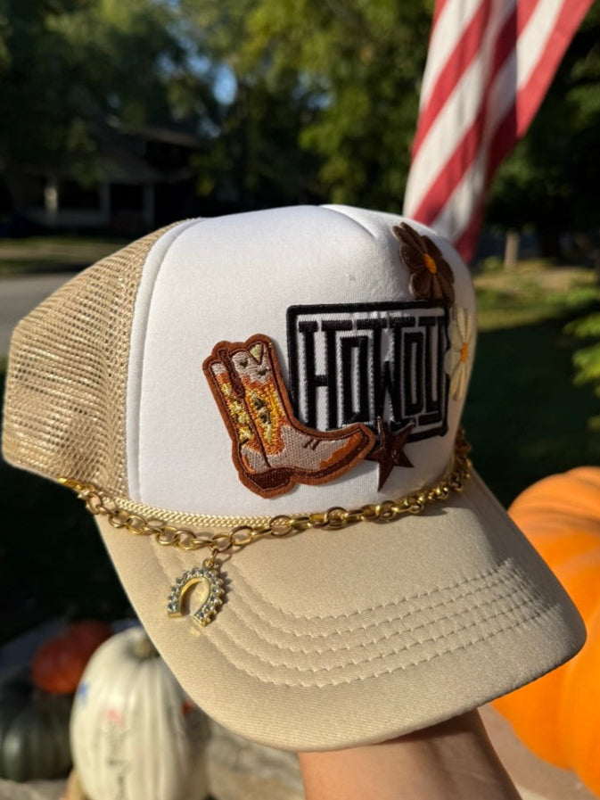 Howdy Brown Chain - Trucker Hat
